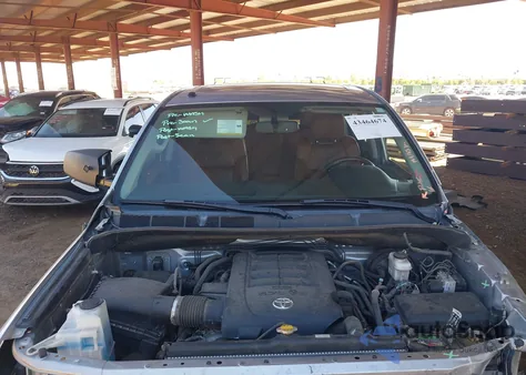 2017 Toyota Tundra 1794 5.7L V8 from USA, damaged, VIN 5TFAW5F17HX611632